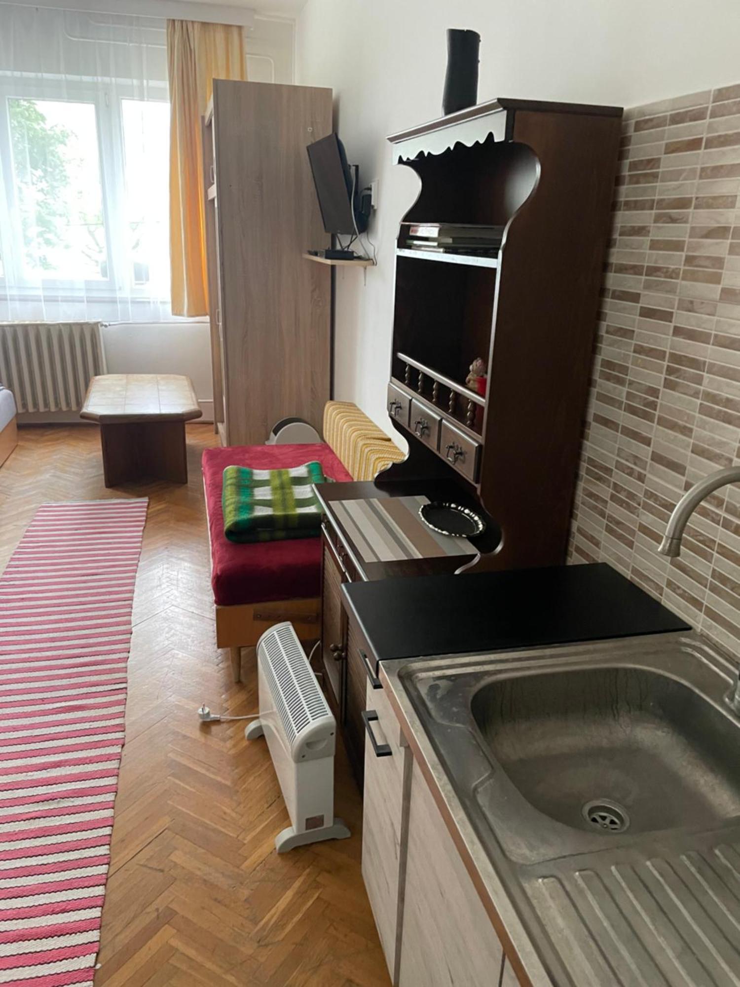 Retro Motel Malyi Eksteriør bilde